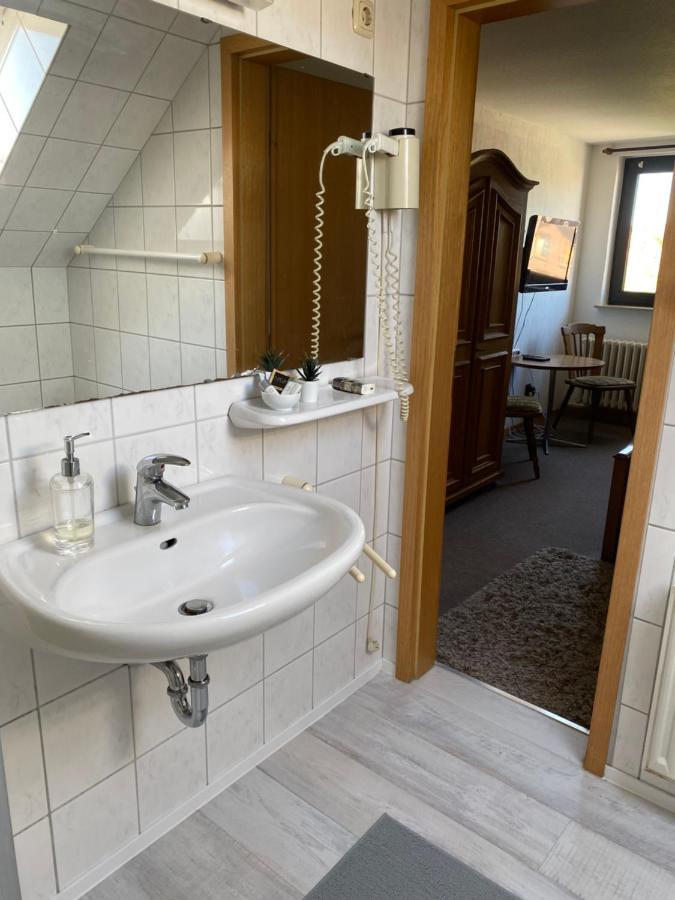Bistro-Zur-Quelle Hotell Minden  Eksteriør bilde